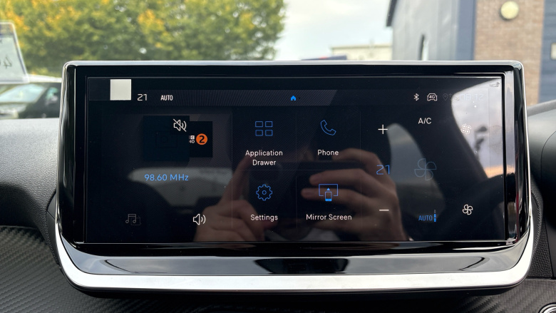 Peugeot 208 1.2 Hybrid 110 Allure 5dr e-DSC6 Petrol Hatchback